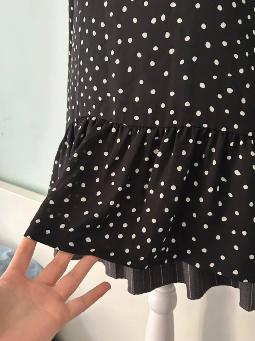 Loft Black and White Polkadot Peplum Blouse sz xs - Picture 4 of 7